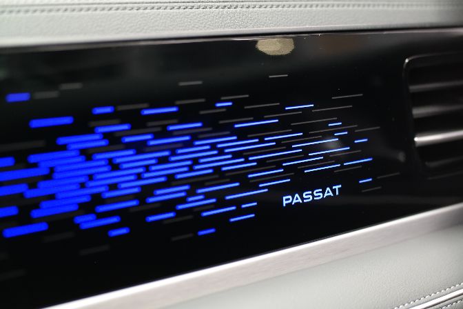 Новий Passat